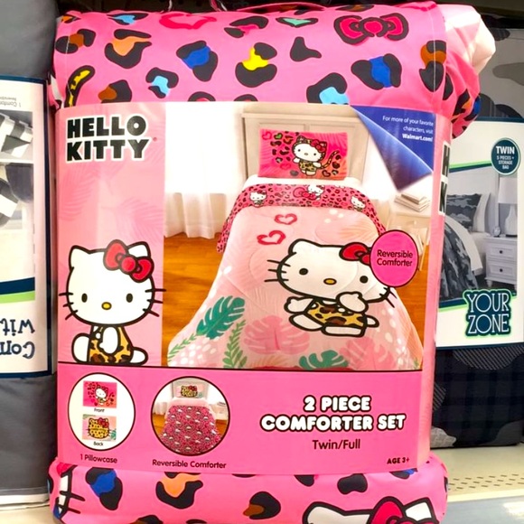 Hello Kitty 2 piece set reversible comforter TWIN/FULL new - Picture 2 of 2